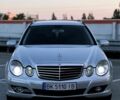 Сірий Мерседес Е-Клас, об'ємом двигуна 1.8 л та пробігом 258 тис. км за 7500 $, фото 2 на Automoto.ua