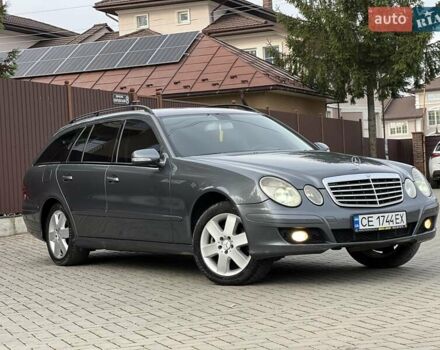 Серый Мерседес Е-Класс, объемом двигателя 2.99 л и пробегом 420 тыс. км за 6850 $, фото 1 на Automoto.ua