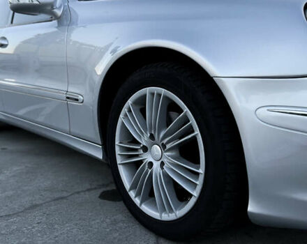 Серый Мерседес Е-Класс, объемом двигателя 1.8 л и пробегом 258 тыс. км за 7500 $, фото 4 на Automoto.ua