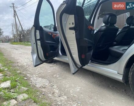 Серый Мерседес Е-Класс, объемом двигателя 2.15 л и пробегом 240 тыс. км за 7700 $, фото 11 на Automoto.ua