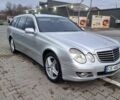 Сірий Мерседес Е-Клас, об'ємом двигуна 3 л та пробігом 280 тис. км за 9500 $, фото 3 на Automoto.ua