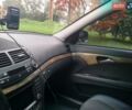 Сірий Мерседес Е-Клас, об'ємом двигуна 2.2 л та пробігом 380 тис. км за 9800 $, фото 3 на Automoto.ua