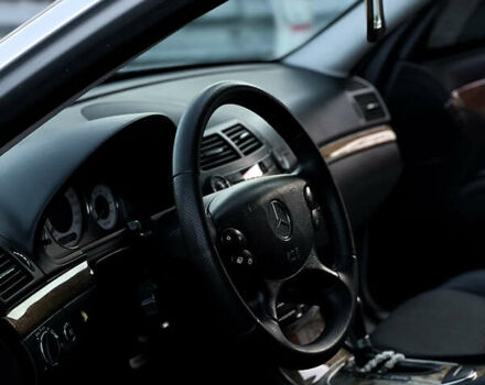 Серый Мерседес Е-Класс, объемом двигателя 1.8 л и пробегом 258 тыс. км за 7500 $, фото 15 на Automoto.ua