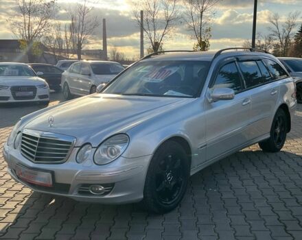 Сірий Мерседес Е-Клас, об'ємом двигуна 2.2 л та пробігом 267 тис. км за 8400 $, фото 2 на Automoto.ua