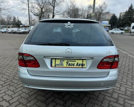 Сірий Мерседес Е-Клас, об'ємом двигуна 2.2 л та пробігом 270 тис. км за 8300 $, фото 5 на Automoto.ua