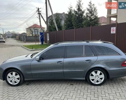 Серый Мерседес Е-Класс, объемом двигателя 2.99 л и пробегом 420 тыс. км за 6850 $, фото 29 на Automoto.ua