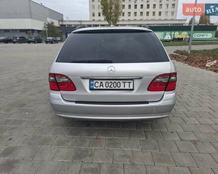 Серый Мерседес Е-Класс, объемом двигателя 3 л и пробегом 281 тыс. км за 8400 $, фото 4 на Automoto.ua