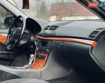 Серый Мерседес Е-Класс, объемом двигателя 2.99 л и пробегом 420 тыс. км за 6850 $, фото 41 на Automoto.ua