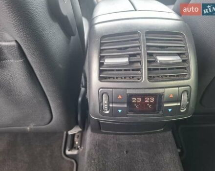 Серый Мерседес Е-Класс, объемом двигателя 3 л и пробегом 281 тыс. км за 8400 $, фото 34 на Automoto.ua