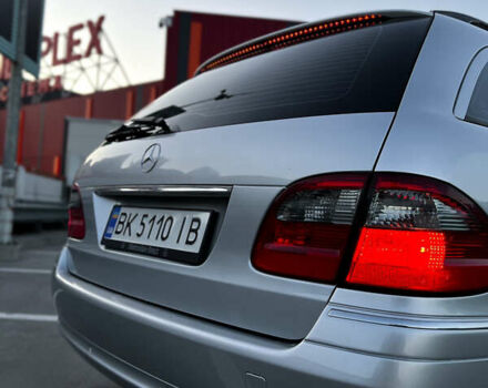 Серый Мерседес Е-Класс, объемом двигателя 1.8 л и пробегом 258 тыс. км за 7500 $, фото 7 на Automoto.ua