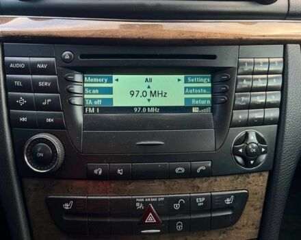 Сірий Мерседес Е-Клас, об'ємом двигуна 2.2 л та пробігом 267 тис. км за 8400 $, фото 11 на Automoto.ua