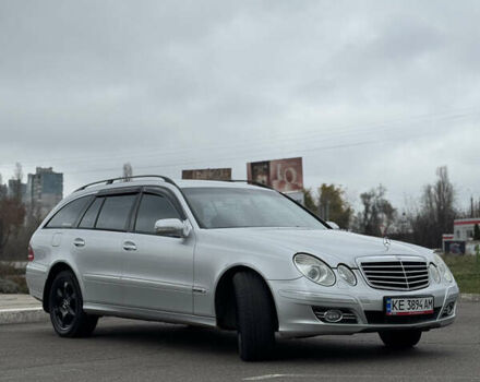 Сірий Мерседес Е-Клас, об'ємом двигуна 2.2 л та пробігом 270 тис. км за 8400 $, фото 1 на Automoto.ua