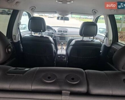 Серый Мерседес Е-Класс, объемом двигателя 3 л и пробегом 281 тыс. км за 8400 $, фото 19 на Automoto.ua