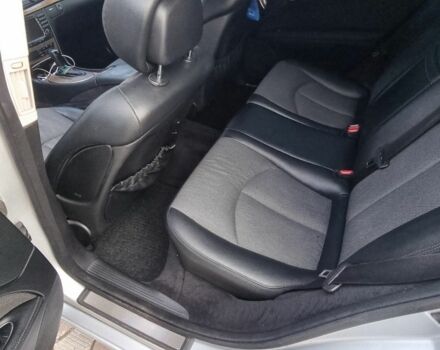 Сірий Мерседес Е-Клас, об'ємом двигуна 3 л та пробігом 280 тис. км за 9500 $, фото 10 на Automoto.ua