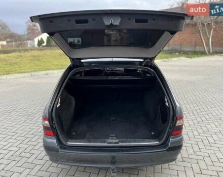 Серый Мерседес Е-Класс, объемом двигателя 2.99 л и пробегом 420 тыс. км за 6850 $, фото 40 на Automoto.ua