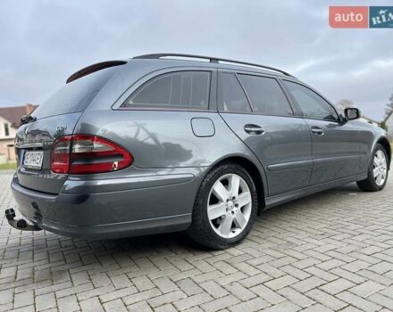 Серый Мерседес Е-Класс, объемом двигателя 2.99 л и пробегом 420 тыс. км за 6850 $, фото 25 на Automoto.ua