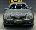 Серый Мерседес Е-Класс, объемом двигателя 3 л и пробегом 334 тыс. км за 8200 $, фото 1 на Automoto.ua