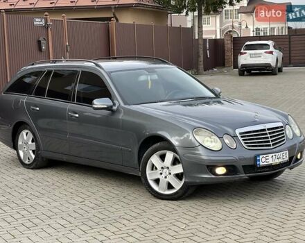 Серый Мерседес Е-Класс, объемом двигателя 2.99 л и пробегом 420 тыс. км за 6850 $, фото 2 на Automoto.ua