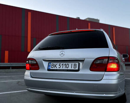 Серый Мерседес Е-Класс, объемом двигателя 1.8 л и пробегом 258 тыс. км за 7500 $, фото 6 на Automoto.ua