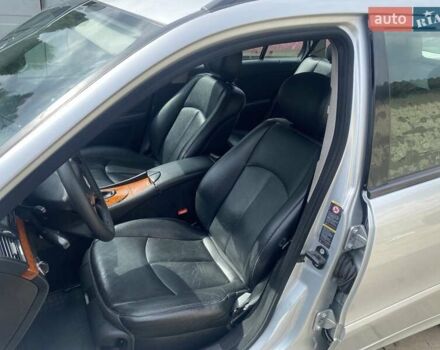 Серый Мерседес Е-Класс, объемом двигателя 2.15 л и пробегом 240 тыс. км за 7700 $, фото 14 на Automoto.ua