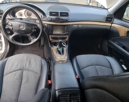 Сірий Мерседес Е-Клас, об'ємом двигуна 3 л та пробігом 280 тис. км за 9500 $, фото 9 на Automoto.ua