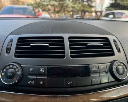 Сірий Мерседес Е-Клас, об'ємом двигуна 2.2 л та пробігом 267 тис. км за 8400 $, фото 10 на Automoto.ua