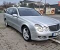 Сірий Мерседес Е-Клас, об'ємом двигуна 3 л та пробігом 280 тис. км за 9500 $, фото 2 на Automoto.ua
