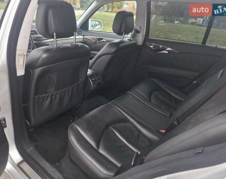 Серый Мерседес Е-Класс, объемом двигателя 3 л и пробегом 281 тыс. км за 8400 $, фото 15 на Automoto.ua