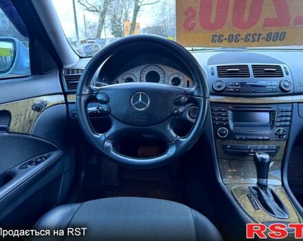Серый Мерседес Е-Класс, объемом двигателя 2.2 л и пробегом 270 тыс. км за 8300 $, фото 10 на Automoto.ua