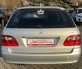 Сірий Мерседес Е-Клас, об'ємом двигуна 2.2 л та пробігом 267 тис. км за 8400 $, фото 5 на Automoto.ua