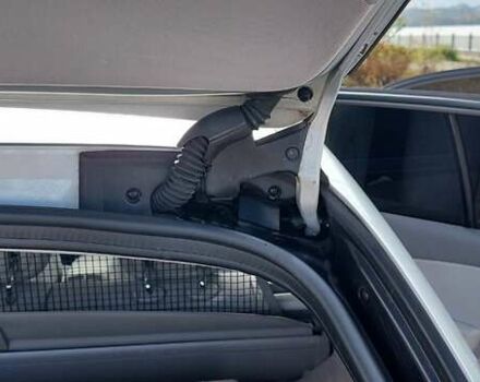 Серый Мерседес Е-Класс, объемом двигателя 2.99 л и пробегом 280 тыс. км за 9200 $, фото 13 на Automoto.ua