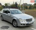 Сірий Мерседес Е-Клас, об'ємом двигуна 2.2 л та пробігом 256 тис. км за 8500 $, фото 4 на Automoto.ua
