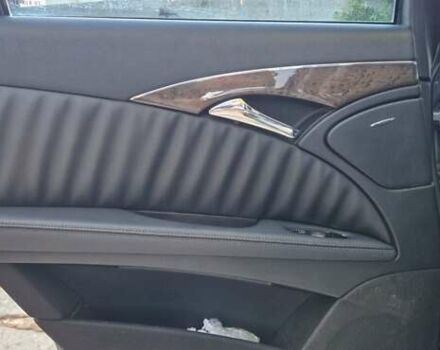 Серый Мерседес Е-Класс, объемом двигателя 3 л и пробегом 411 тыс. км за 9999 $, фото 10 на Automoto.ua