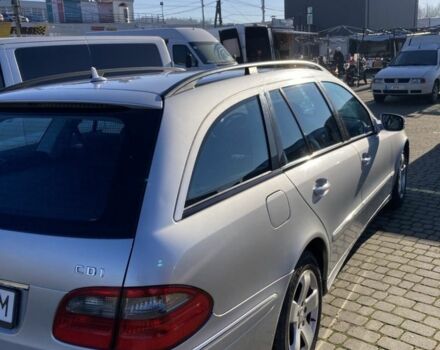 Серый Мерседес Е-Класс, объемом двигателя 2.1 л и пробегом 357 тыс. км за 7900 $, фото 3 на Automoto.ua