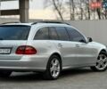 Сірий Мерседес Е-Клас, об'ємом двигуна 2.2 л та пробігом 350 тис. км за 7650 $, фото 5 на Automoto.ua