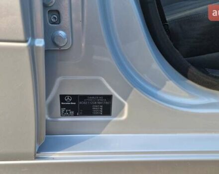 Серый Мерседес Е-Класс, объемом двигателя 2.15 л и пробегом 348 тыс. км за 8400 $, фото 8 на Automoto.ua