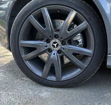 Серый Мерседес Е-Класс, объемом двигателя 3 л и пробегом 411 тыс. км за 9999 $, фото 2 на Automoto.ua