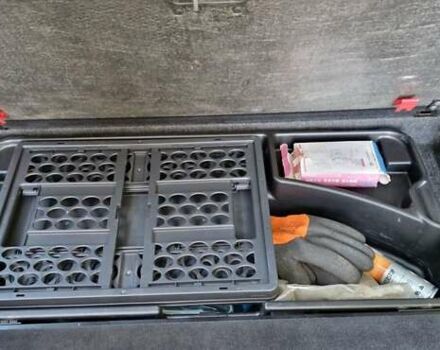 Серый Мерседес Е-Класс, объемом двигателя 3 л и пробегом 411 тыс. км за 9999 $, фото 20 на Automoto.ua