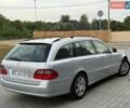 Сірий Мерседес Е-Клас, об'ємом двигуна 2.2 л та пробігом 256 тис. км за 8500 $, фото 3 на Automoto.ua