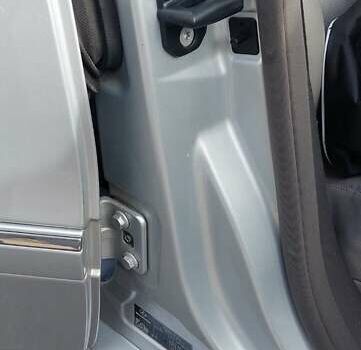 Серый Мерседес Е-Класс, объемом двигателя 2.99 л и пробегом 280 тыс. км за 9200 $, фото 11 на Automoto.ua