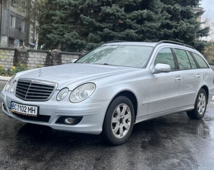 Серый Мерседес Е-Класс, объемом двигателя 1.8 л и пробегом 250 тыс. км за 5999 $, фото 6 на Automoto.ua