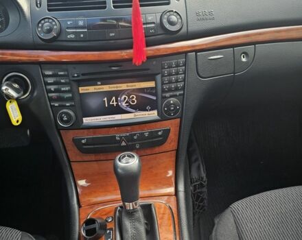 Серый Мерседес Е-Класс, объемом двигателя 0 л и пробегом 250 тыс. км за 7000 $, фото 17 на Automoto.ua