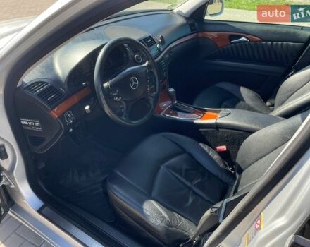 Сірий Мерседес Е-Клас, об'ємом двигуна 3 л та пробігом 307 тис. км за 8500 $, фото 12 на Automoto.ua