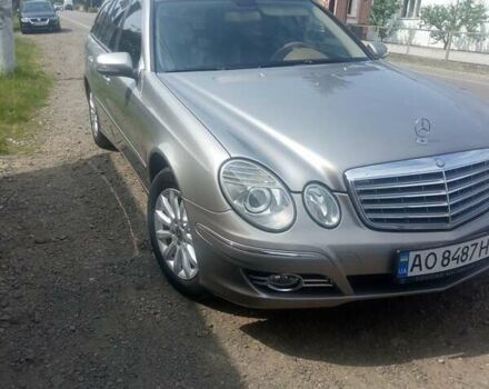 Серый Мерседес Е-Класс, объемом двигателя 2.99 л и пробегом 313 тыс. км за 10500 $, фото 1 на Automoto.ua