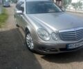 Серый Мерседес Е-Класс, объемом двигателя 2.99 л и пробегом 313 тыс. км за 10500 $, фото 1 на Automoto.ua