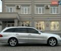 Сірий Мерседес Е-Клас, об'ємом двигуна 2.2 л та пробігом 350 тис. км за 7650 $, фото 25 на Automoto.ua