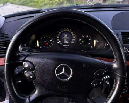 Мерседес Е-Класс 2009 в Львове на Automoto.ua Серый Мерседес Е-Класс, объемом двигателя 2.15 л и пробегом 270 тыс. км за 8350 $, фото 23 на Automoto.ua
