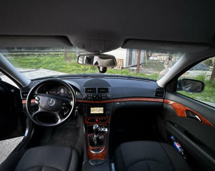 Мерседес Е-Класс 2009 в Львове на Automoto.ua Серый Мерседес Е-Класс, объемом двигателя 2.15 л и пробегом 270 тыс. км за 8350 $, фото 29 на Automoto.ua