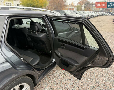 Серый Мерседес Е-Класс, объемом двигателя 2.2 л и пробегом 370 тыс. км за 10900 $, фото 32 на Automoto.ua