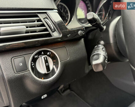 Серый Мерседес Е-Класс, объемом двигателя 2.2 л и пробегом 370 тыс. км за 10900 $, фото 26 на Automoto.ua